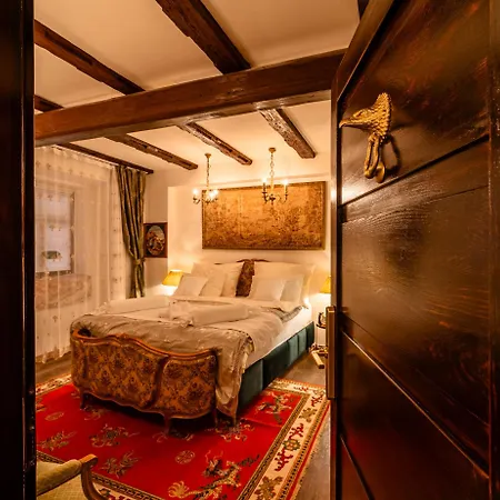 Golden Eagle Deluxe At Charles Bridge Hotel